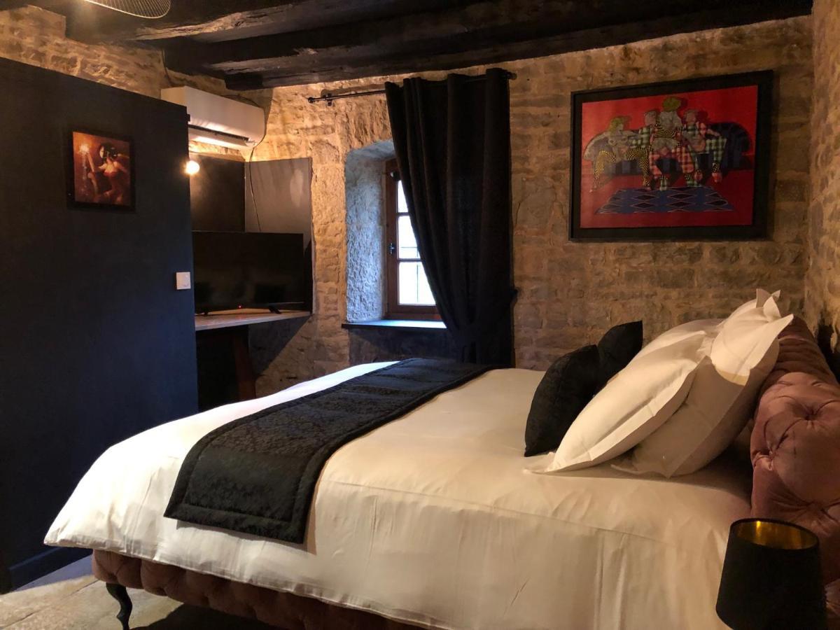 Domaine De Monplaisir Bed and Breakfast Caylus Exteriör bild