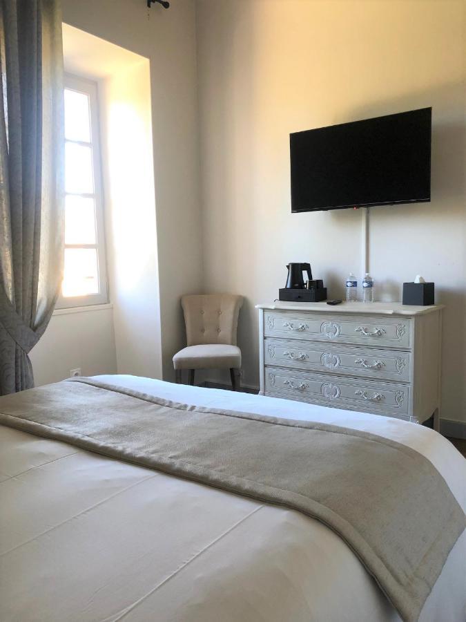 Domaine De Monplaisir Bed and Breakfast Caylus Exteriör bild