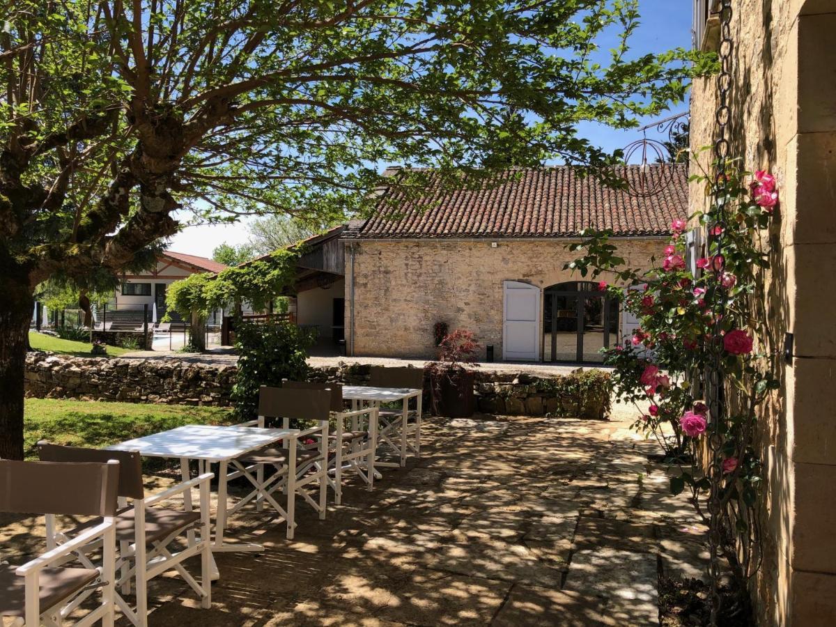 Domaine De Monplaisir Bed and Breakfast Caylus Exteriör bild